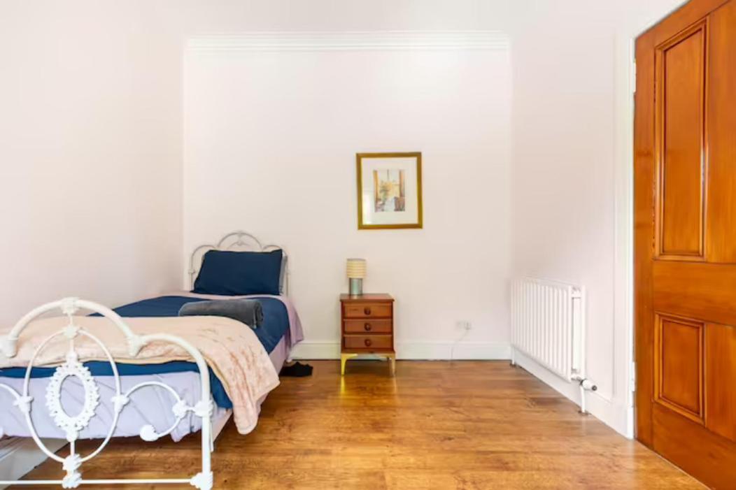 Emo Homestay Glasgow